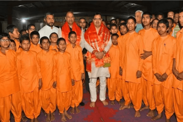 Chief Minister Bhajan Lal Sharma Visits Vedic Gurukul
