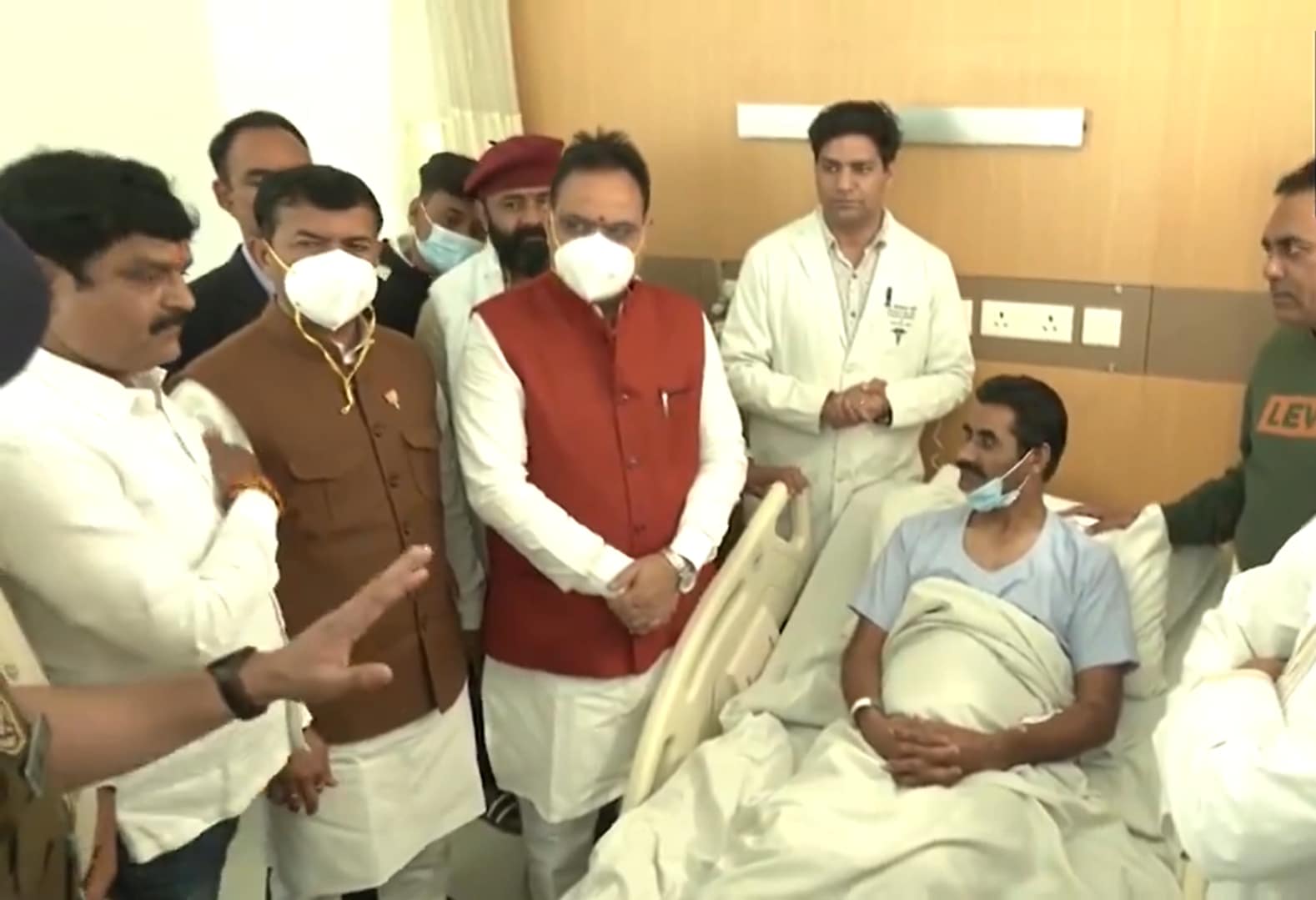 Rajasthan Chief Minister Visits Injured Bank Cashier