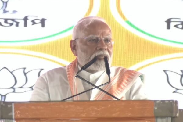 PM Modi in Durgapur: BJP’s Roots Lie in Bengal, TMC Undermining State’s Identity